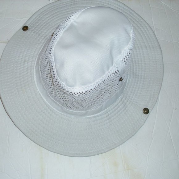 White Foldable Travel Floppy Sunhat Cloth Mesh with Strap Cowgirl Look Hat - Picture 3 of 3